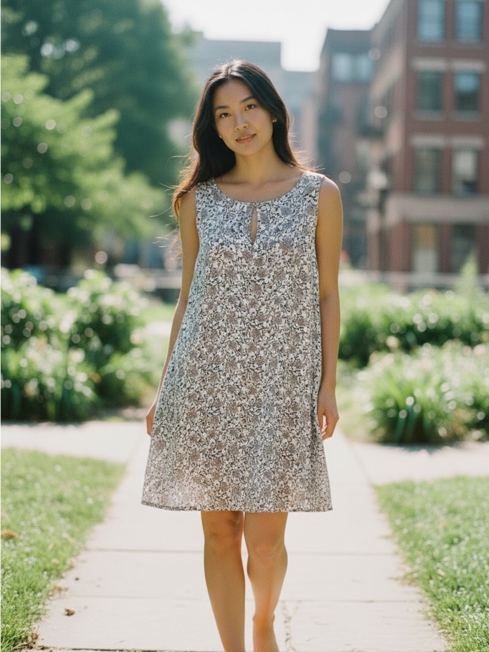 H&M Floral Sleeveless Swing Dress Size 4